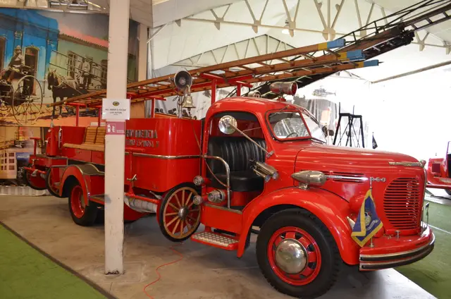 REO Speed Wagon carro bomba 1941 ('Providencia')