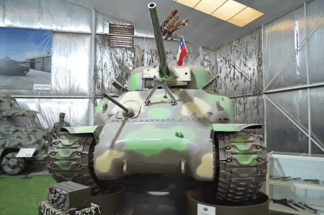 Tanque Sherman M4 1942 (camuflado verde/beige/gris)