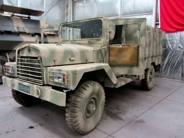 Camion militar REO